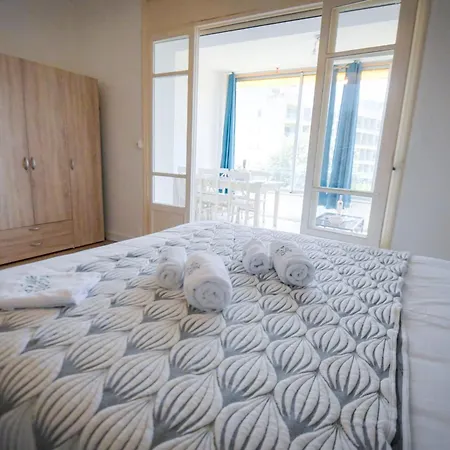 Jessica - Cozy 1br Ideal For Young Parents Apartamento *